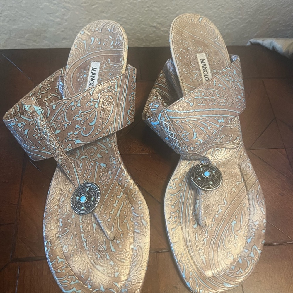 Manolo Blahnik Turquoise and Brown Kitten Heels